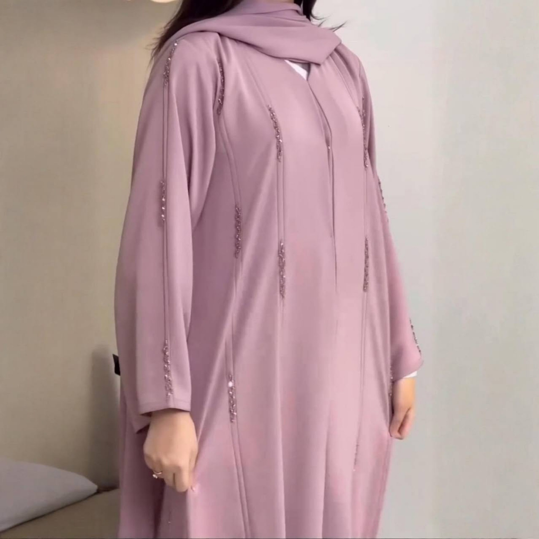 عبايات نسائية للعيد، فساتين مط - مراجعة Abaya Modest Wear وسعره