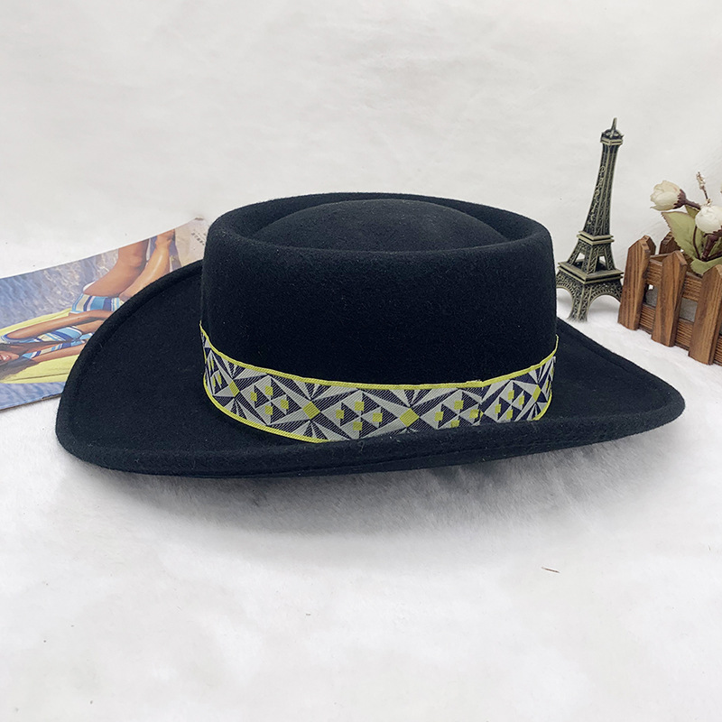 يتم بيع قبعات الجاز العصرية وغ - مراجعة Ethnic Fashion Sale وسعره