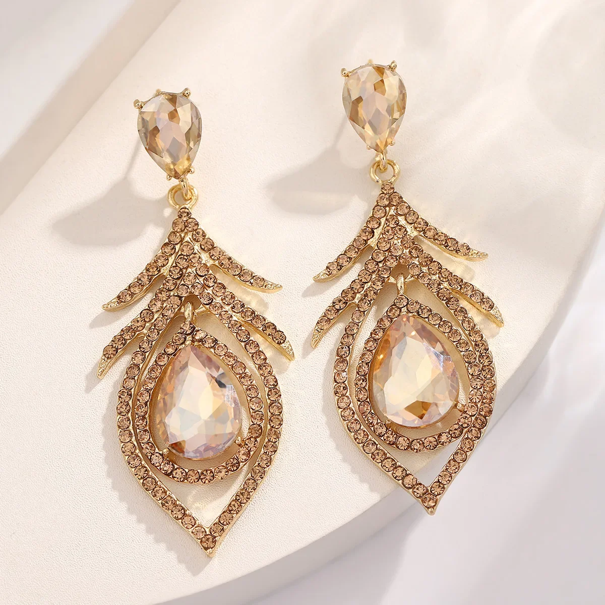 الجديد في الاتجاه 2025 أقراط ن - مراجعة Ethnic Fashion Trends 2025 وسعره