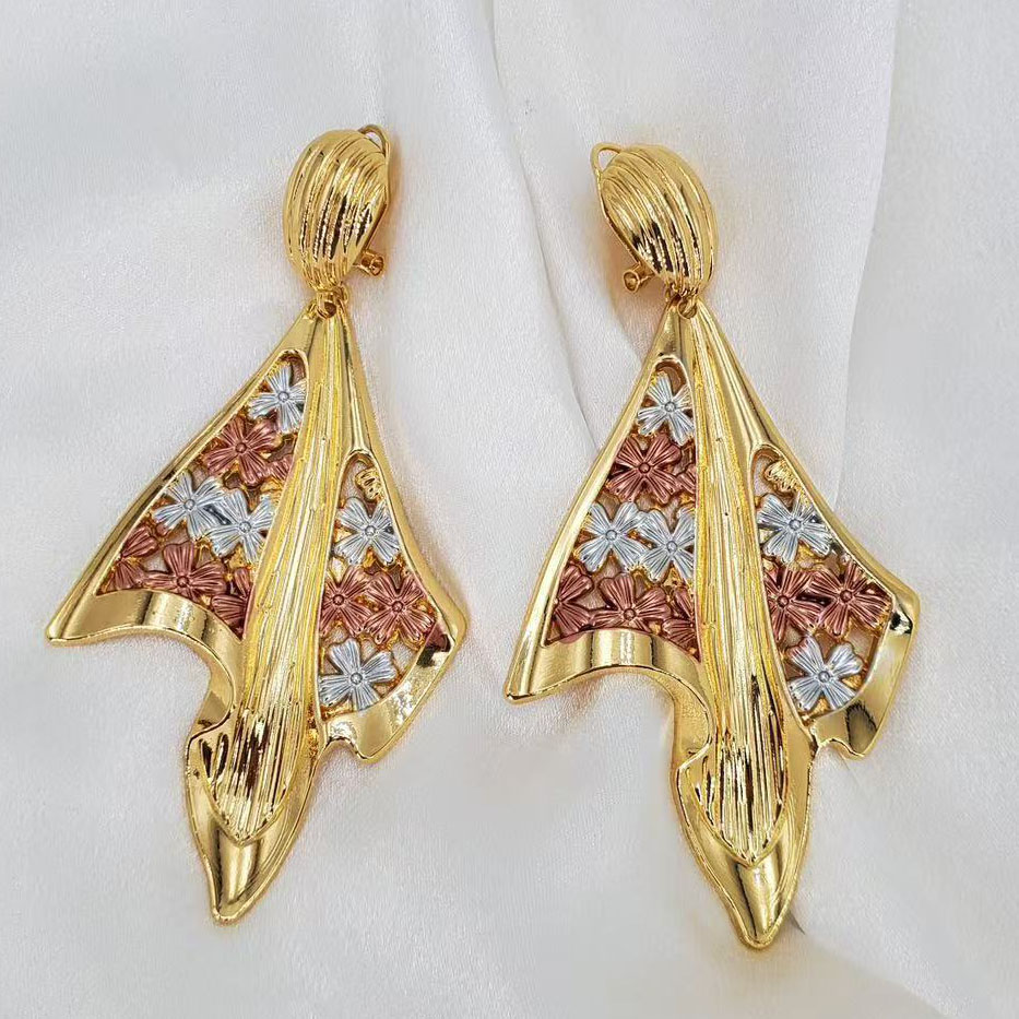 الهندي النيجيري مجوهرات الزفاف - مراجعة Ethnic Fashion In Dubai وسعره